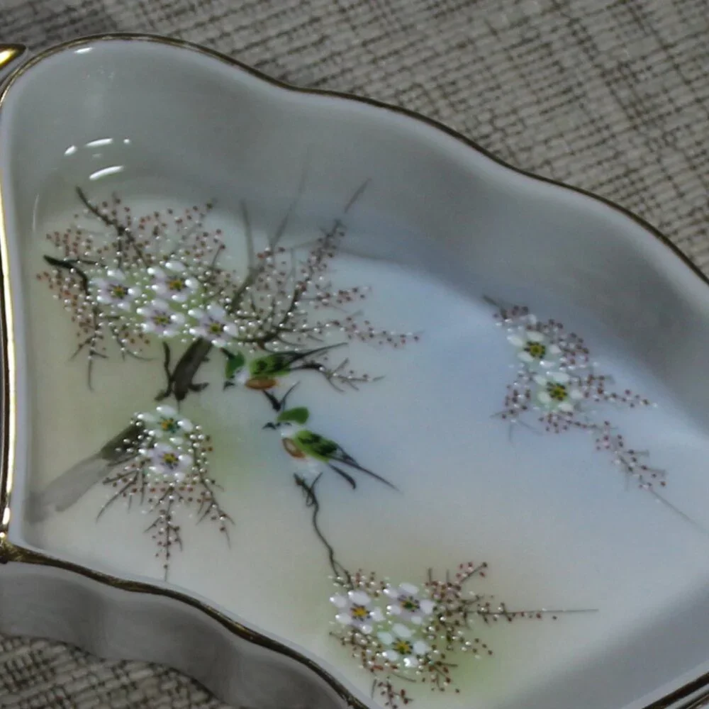 Set of 4 Iwano Japan Hand Painted Sushi Dishes